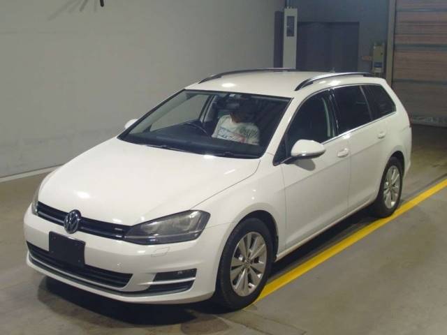 15030 VOLKSWAGEN GOLF VARIANT AUCJZ 2014 г. (TAA Yokohama)